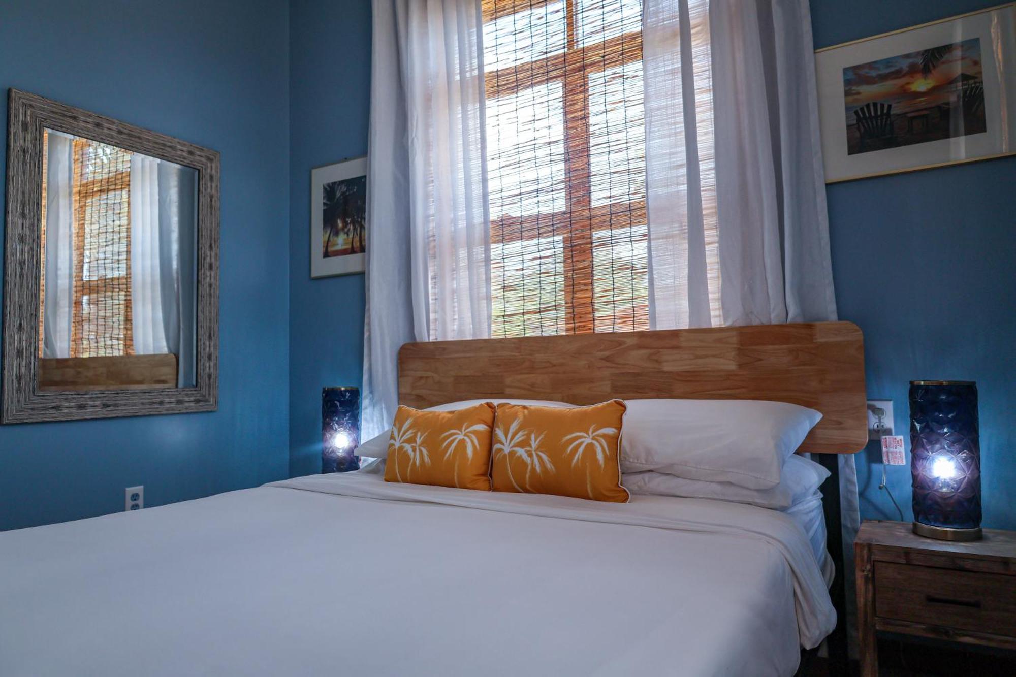 Almond Beach Resort At Jaguar Reef Хопкінс Екстер'єр фото